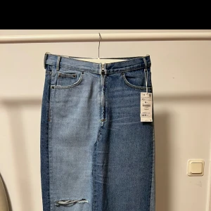 Denim kjol  - Helt ny skick med pris lapp från zara 