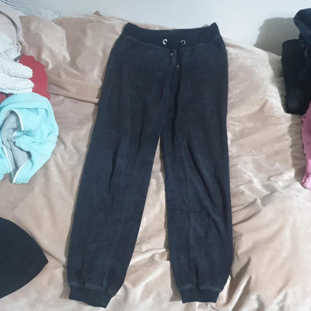 Mjukis byxor, storlek xs, cubus, 40kr. Jeans & Byxor.