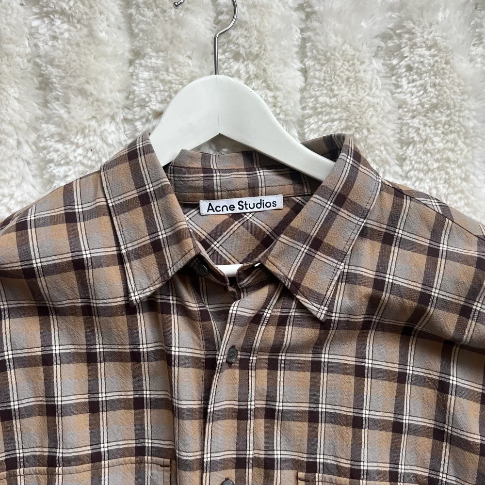 Acne Studios oversized checkered shirt, very good condition barely used. Skjortor.