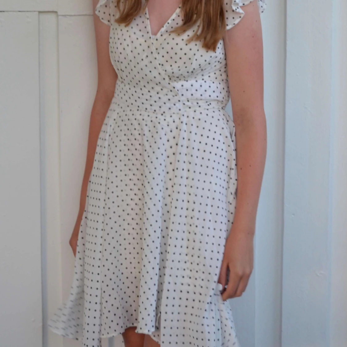 Vitprickig klänning - 2