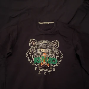 Kenzo tröja - En fin kenzo tjocktröja, passar ej längre