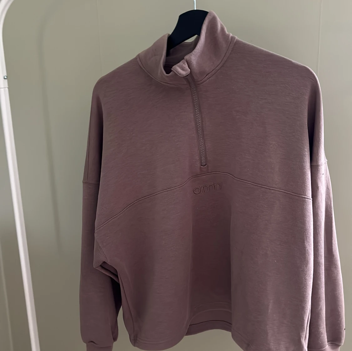 Mjuk brun tröja  - 91