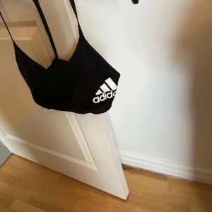 Tränings topp - Oanvänf 