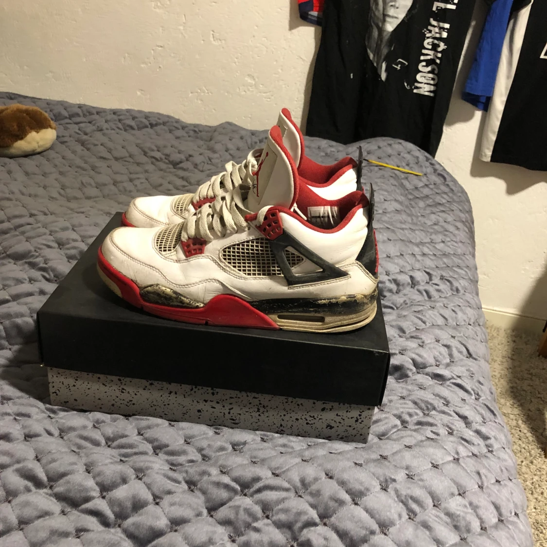 Jordan 4