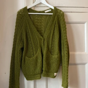 Odd molly cardigan - Grön Odd Molly cardigan. Sparsamt använd. 