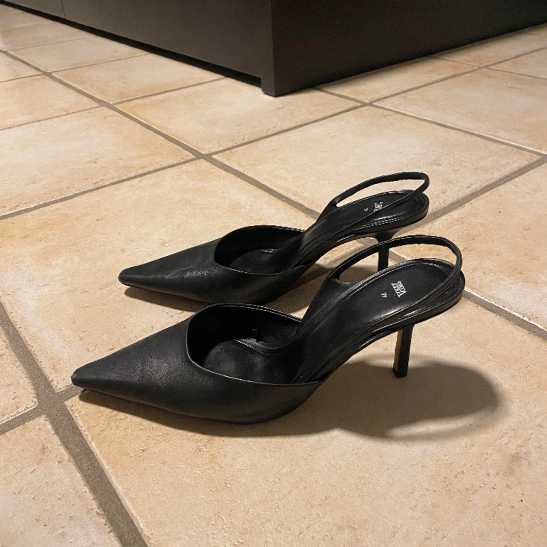 Zara slingback läder klackar