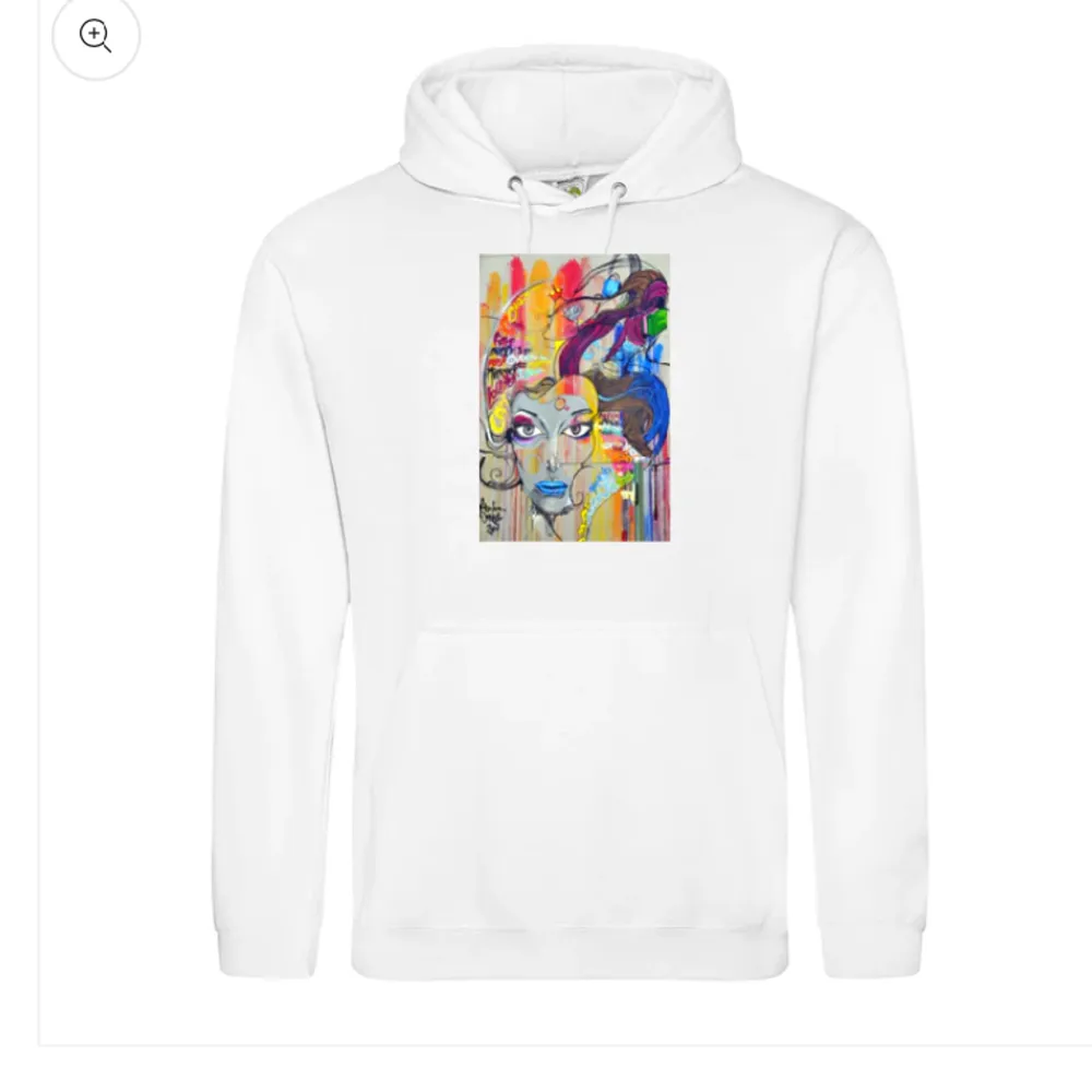 Säljer min ”Painted Woman” hoodie från The Cool Elephant då den inte kommer till användning längre tyvärr🥰  . Hoodies.