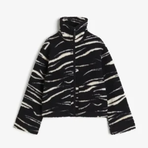 Teddy jacka - En Teddy jacka från h&m jätte skön och jättefin💗har aldrig använt!