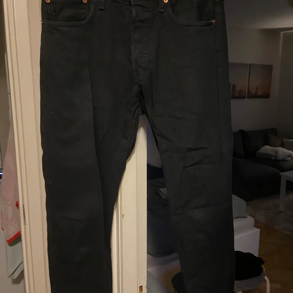 Levi’s 501 jeans som inte används då jag har vuxit ur dem. W31 L32. Jeans & Byxor.