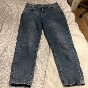 Jeans - Jeans från Gina tricot. Köparen står för frakten!