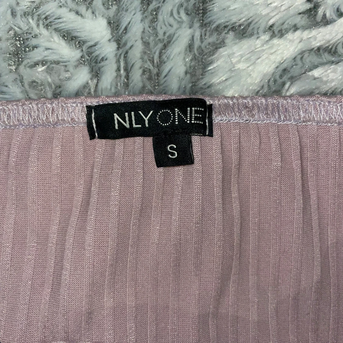 Tajt rosa klänning  - 90