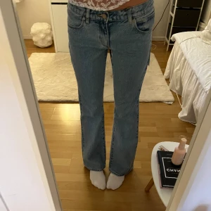 low waist bootcut jeans A-brand - abrand jeans jättesnygga storlek 25, passar ca 170