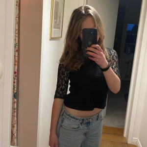 Svart spetströja  - Snyggaste spetströjan i svart 🖤 säljs inte längre 🖤