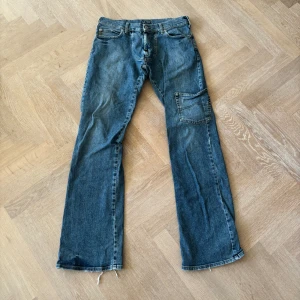 Armani Jeans - Bra skick lite slitna där nere 