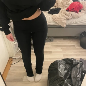 Leggings  - Leggings i strl L, känns mindre