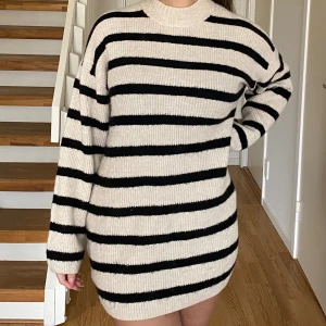 Klänning - Bra stick, endast använt en gång