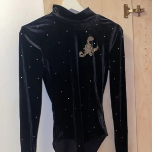  Tröja  -  Den är från HM