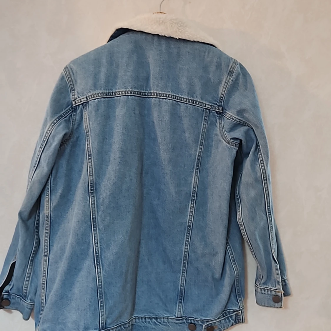 Använd i bra skick  - 93