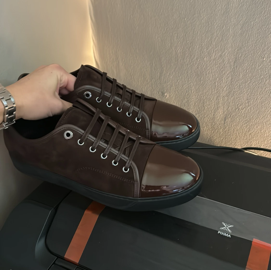 Bruna Lanvins med svart sula - 90