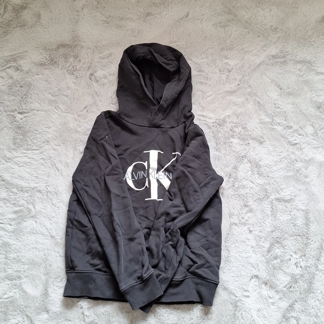 En Calvin Klein hoodie
