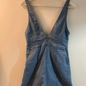 Jeans kläning  - Jeans klänning  Storlek XS / S