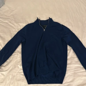 Half zip  - Half zip i merinoull storlek small nypris ca 1000kr