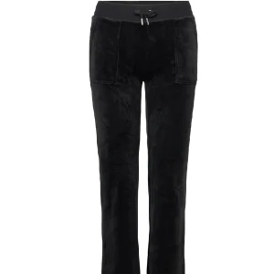 Juicy Couture - Säljer mina Del Ray Classic Velour Pant Pocket Design byxor från Juicy Couture. Använda men mycket bra skick. Storlek S. 