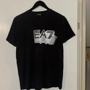 T-shirt  - använder inte mer 