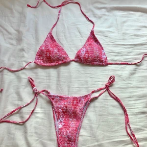 Bikini - Bikini aldrig använd🌸Trosskyddet är kvar 