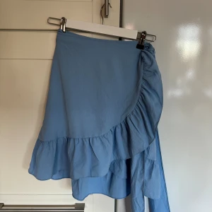 VeroModa Kjol - Vero Mosa kjol Ny med lapp Storlek xs