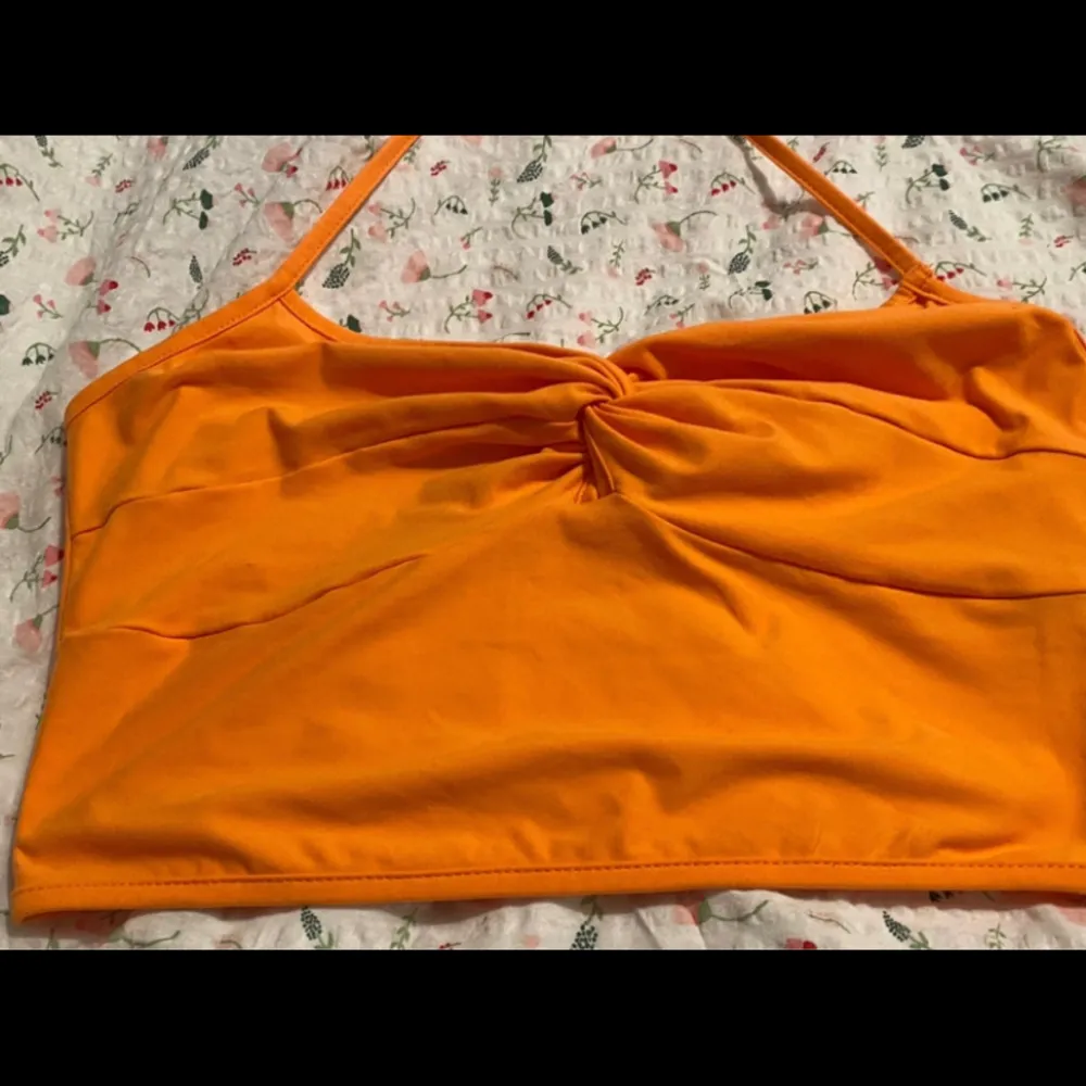 Topp/linne storlek S från Shein oanvänt. Orange . Toppar.