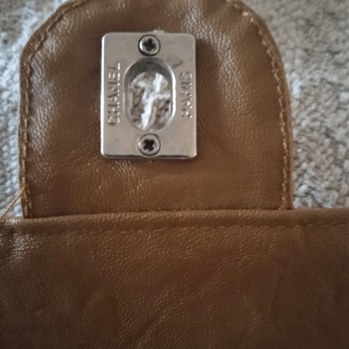 Söt liten handväska i skinn - 90