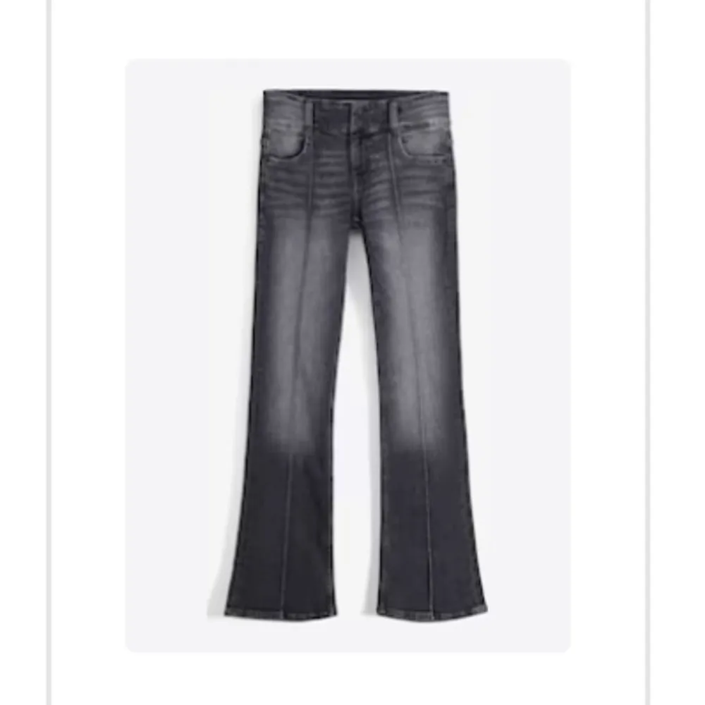 Typ aldrig avänt så väldigt bra skick🩷. Jeans & Byxor.