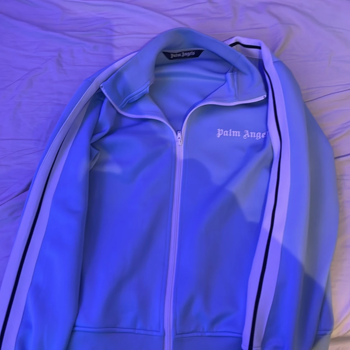 Ljus blå Palm angles tröja  