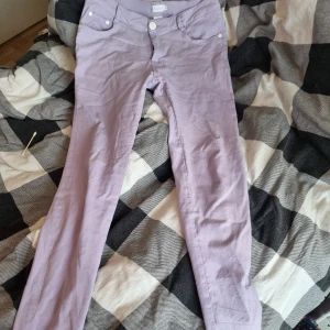 Slim fit jeans från Lesara i storlek M - Dem är bara använda två gånger så de är som nya!