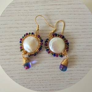 Handmade pärlörhängen - 925 silver, sötvatten pärlor och glaspärlor