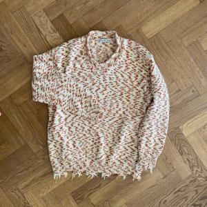 Acne studios knit - Knit från acne studios. Inte använd alls mycket så superskick! Tung och härlig. Oversized.