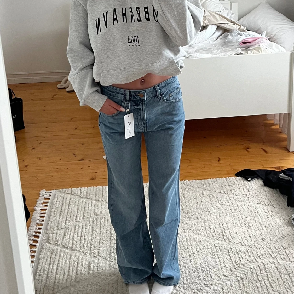 Jeans med stjärnor på fickorna  - 91