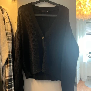Stickad kofta - Stickad kofta från lager 157 storlek XL