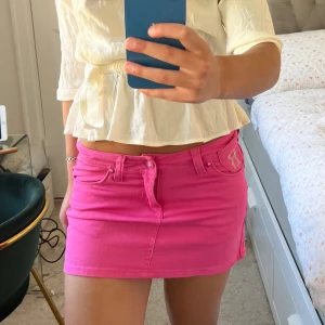 Rosa jeanskjol! - Supersnygg kjol😍