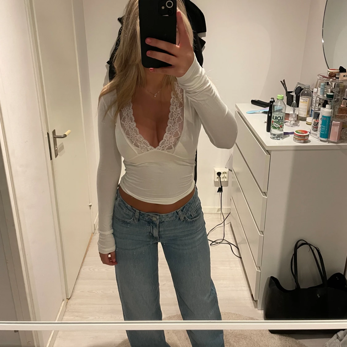 Vit topp från gina tricot  - 91