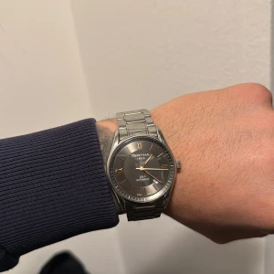 Certina klocka  - Slutsålt över alltid typ, certina ds-1 automatic klockan köptes för längesen, tyvärr inte box elr kvitto.