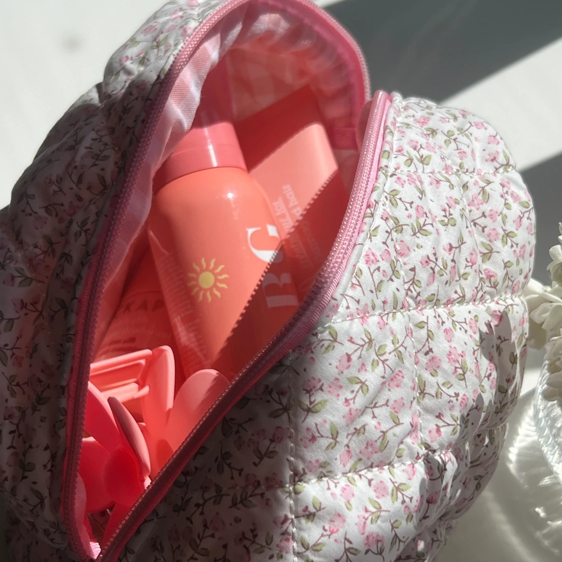 Blommig handgjord necessär  - 90