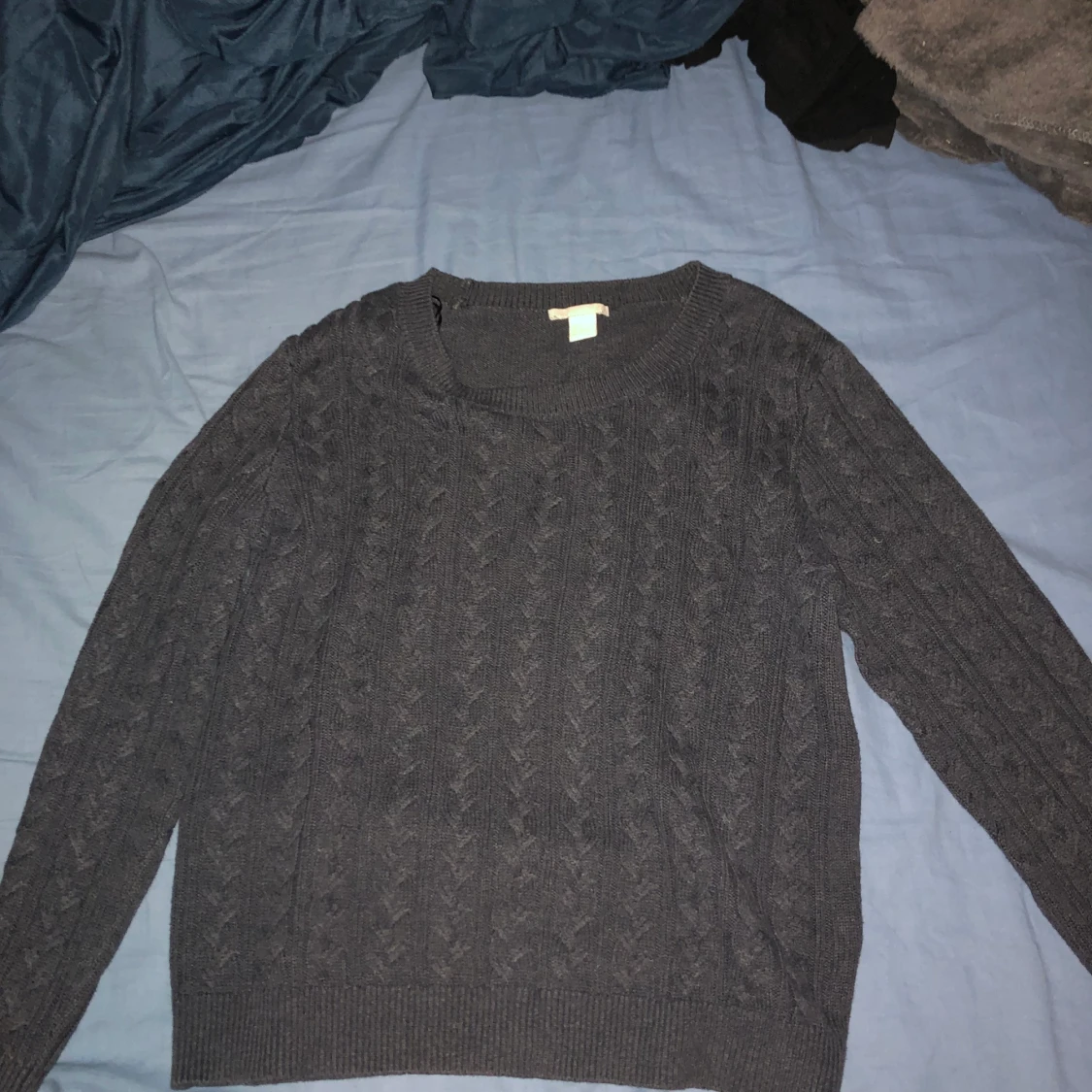 Stickad tröja