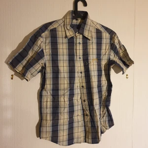 Kortärmad skjorta - Knappt använd skjorta