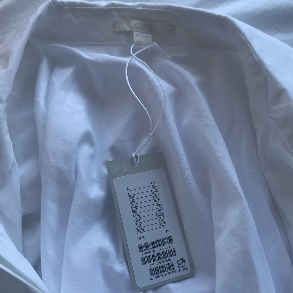Ny COS vit skjorta/klänning  - 91
