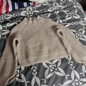 Pernilla Wahlgren tröja - En stickad Pernilla Wahlgren tröja i storlek S. Aldrig använd. 60 kr + frakt 🥰