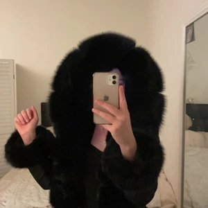 Fatima Parka jacka  - Säljer min Fatima parka jacka som är i gott skick och använd ett par gånger förra året. 