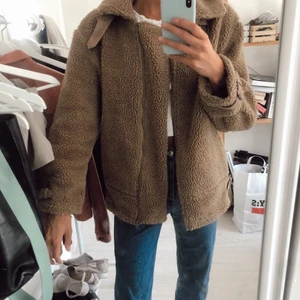 Teddyjacka Nly trend strl 34🐻 - Lätt använd se bild ovan🤎