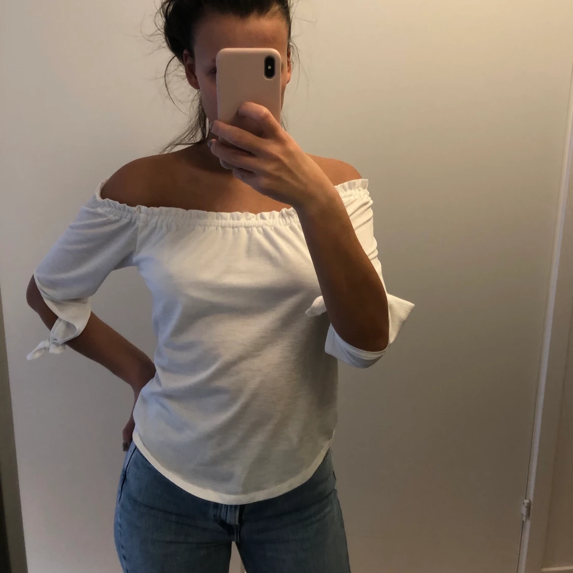 Vit off shoulder topp - 90